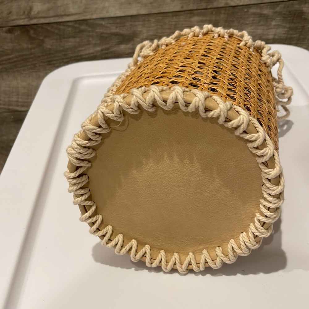 Aqua Bag NWT handbag with Bamboo/ Macrame natural materials - Picture 5 of 7